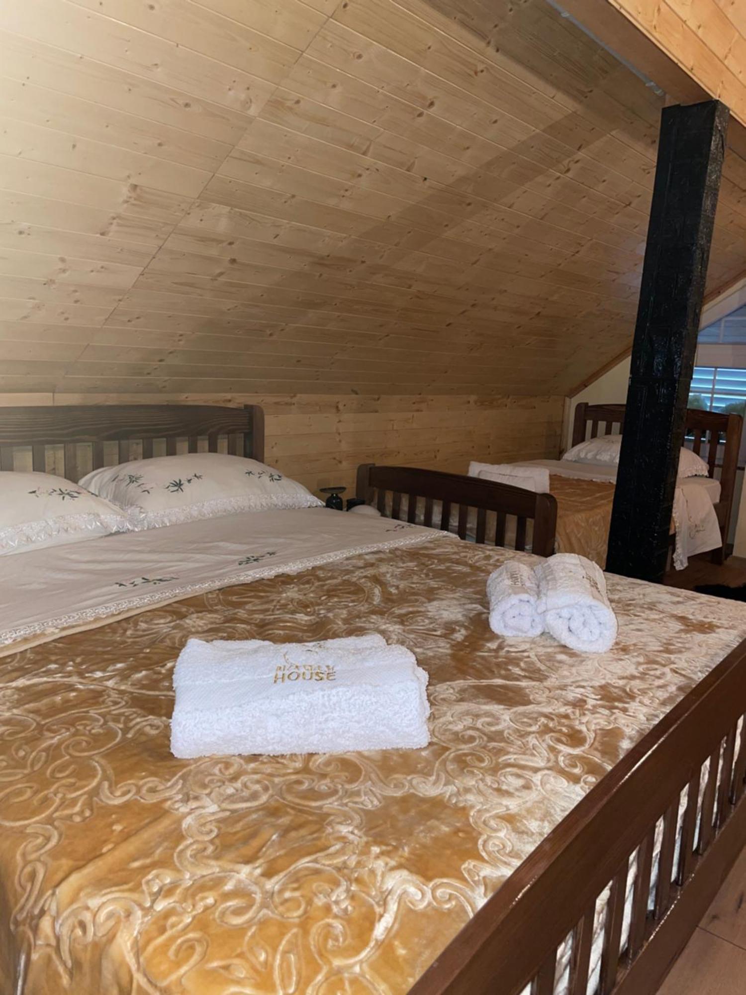 Riza Guest House Puke 외부 사진