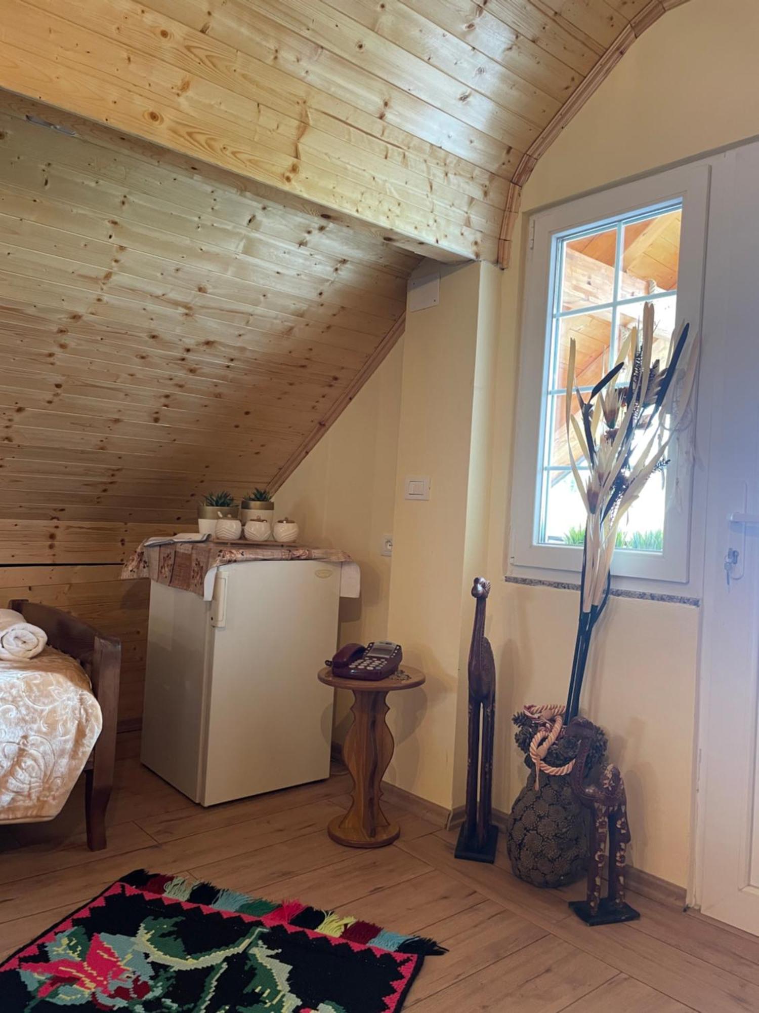 Riza Guest House Puke 외부 사진